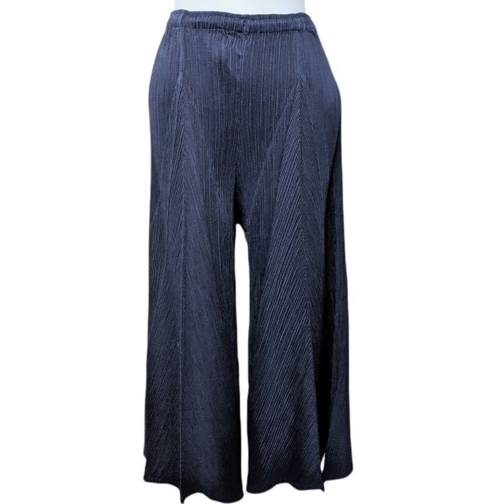 NWT CAARA Crinkle Pleat Wide Flare Leg Cropped Lounge Pants M - Picture 2 of 8